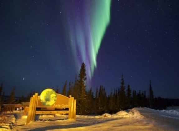 arctic-circle-aurora-400x267