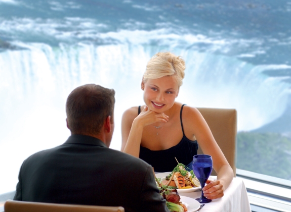 f-b-watermark-dining-niagara-on