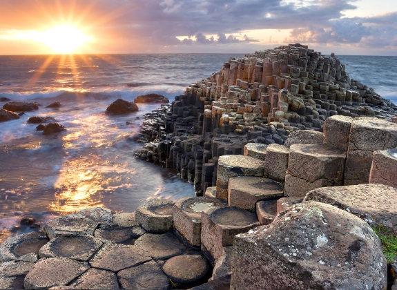 giants-causeway-ireland_web