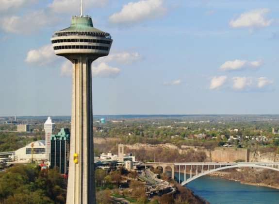 nia_skylon_tower