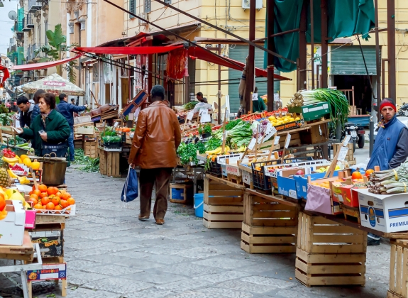 sicily_-food-market-pano