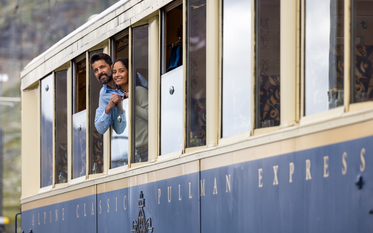 ©Rhaetian Railway bernina pullman class salonwagen auf der berninalinie