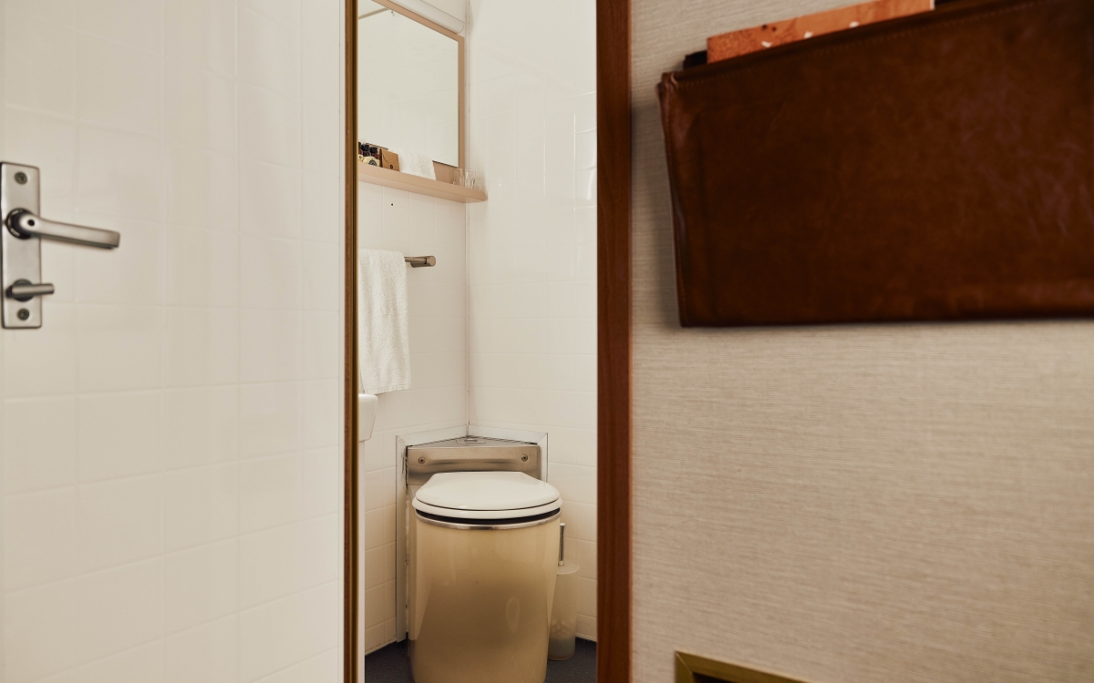 ghan_gold_premium_twin_cabin_-_ensuite_1