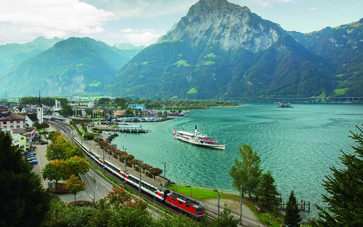 gotthard-panorama-express_fluelen1_csbb-cff-ffs