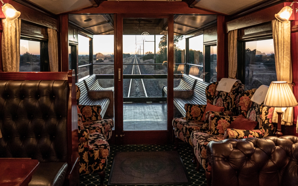 rvr-obscarsunrise_rovos