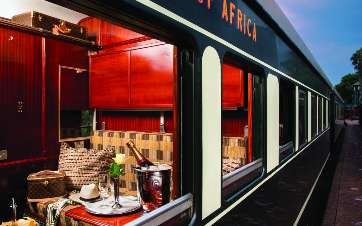 rvr-pullmanout1a-hres