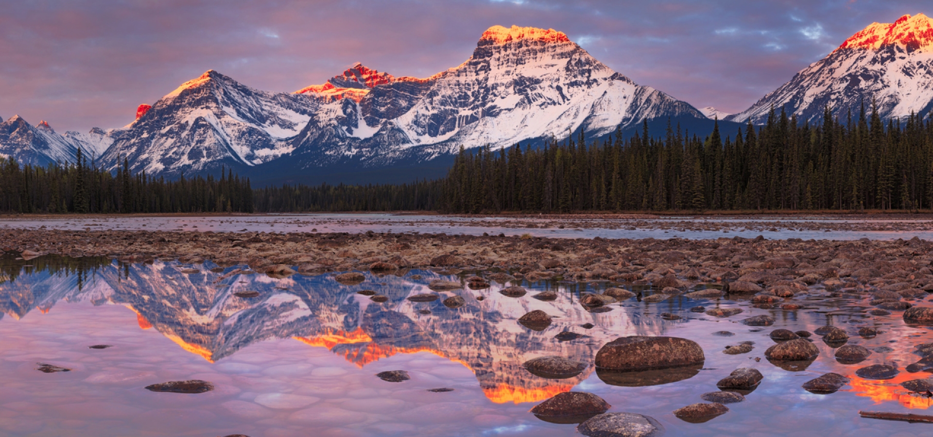Jasper-with-View-of-Athabasca-Glacier