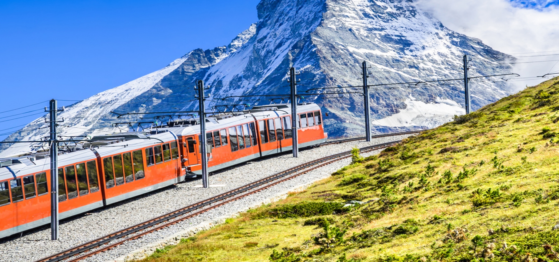 Gornergrat-Railway-Train-and-Matterhorn-1800x600