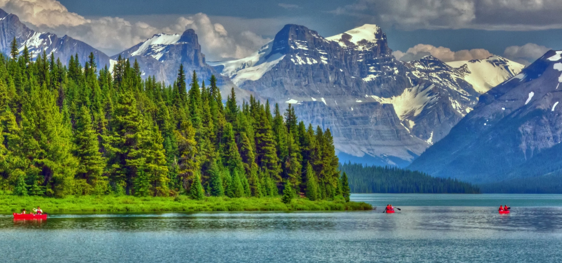 Maligne Lake at Jasper National Park