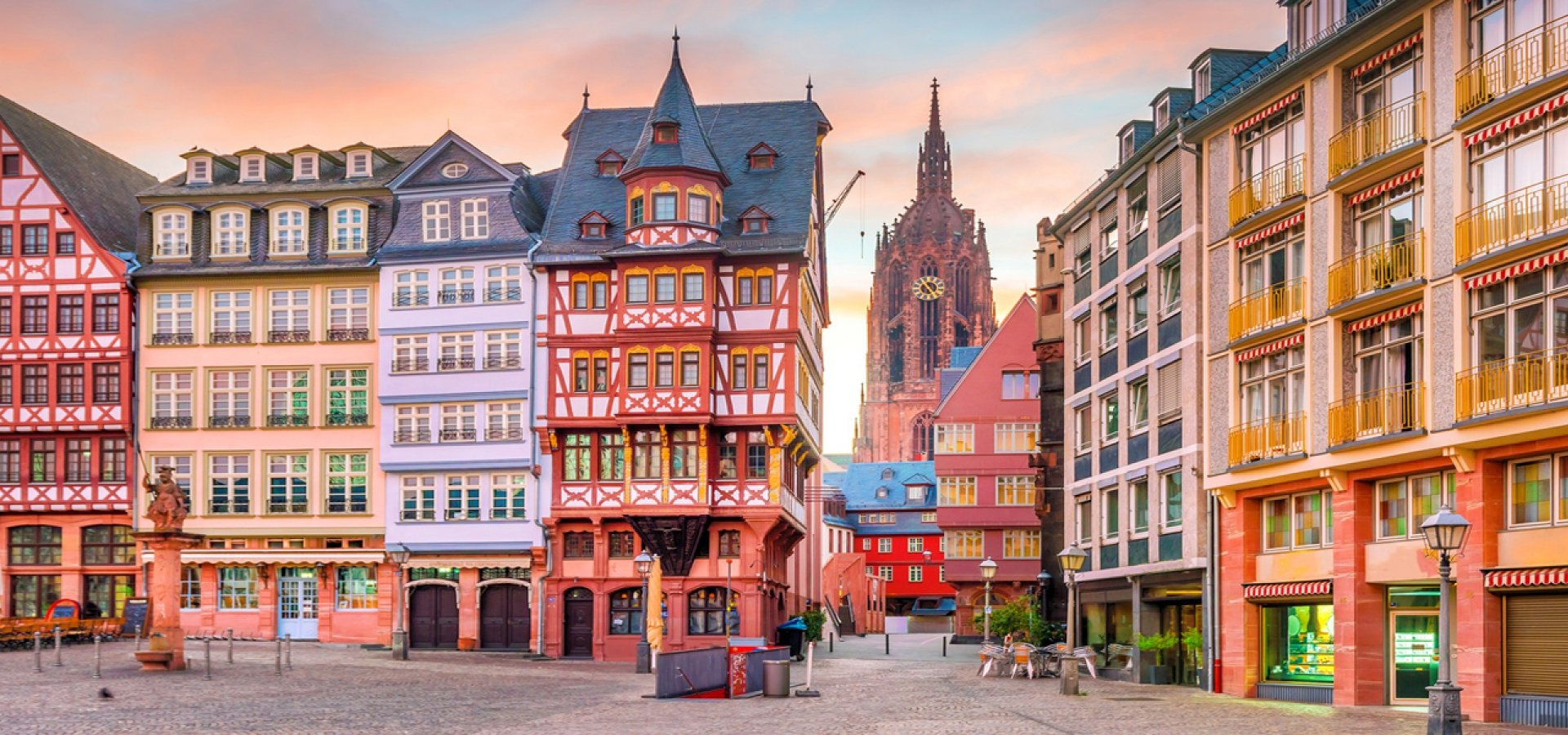 Old-Town-Frankfurt-1800x600.jpg