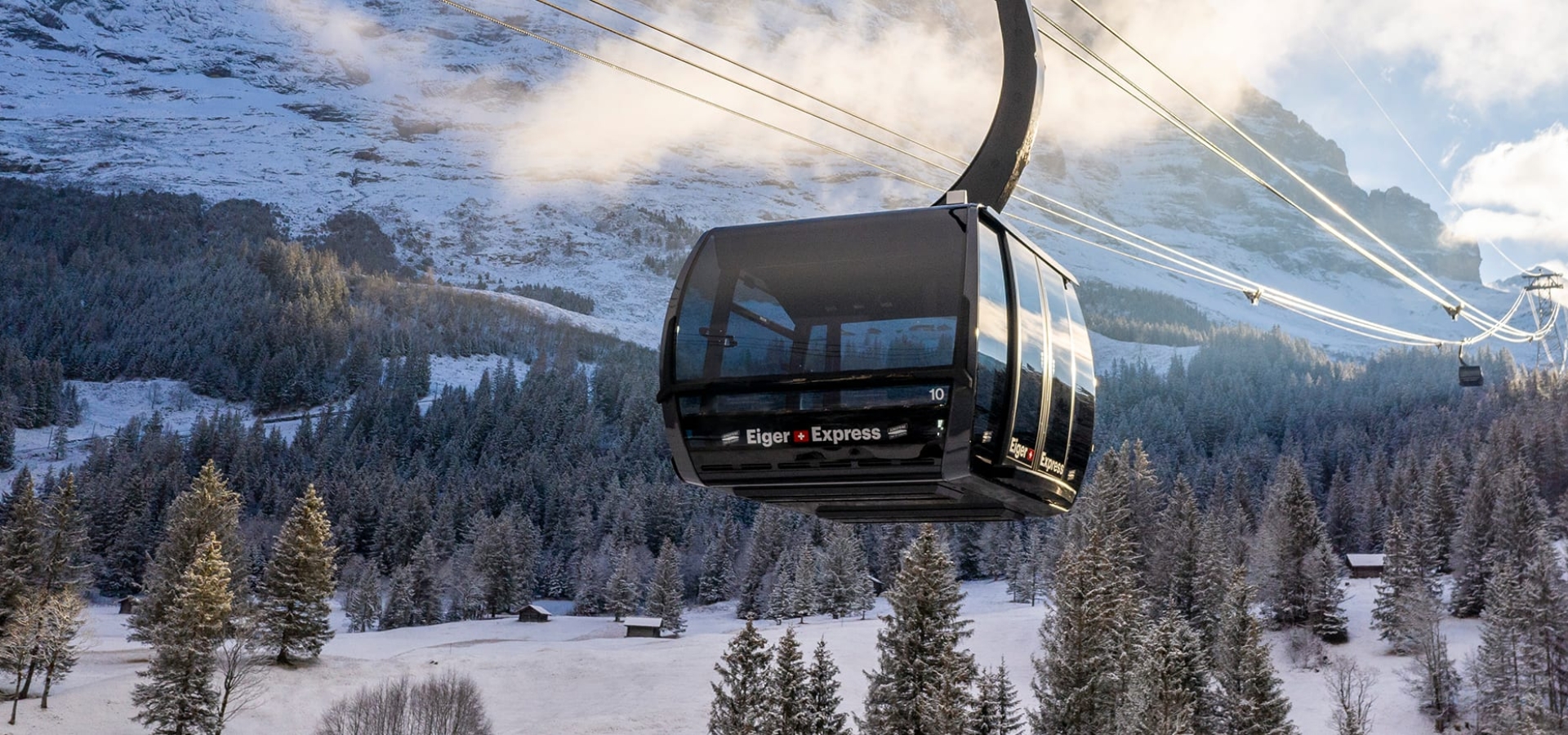 Cable car travels through the Alps