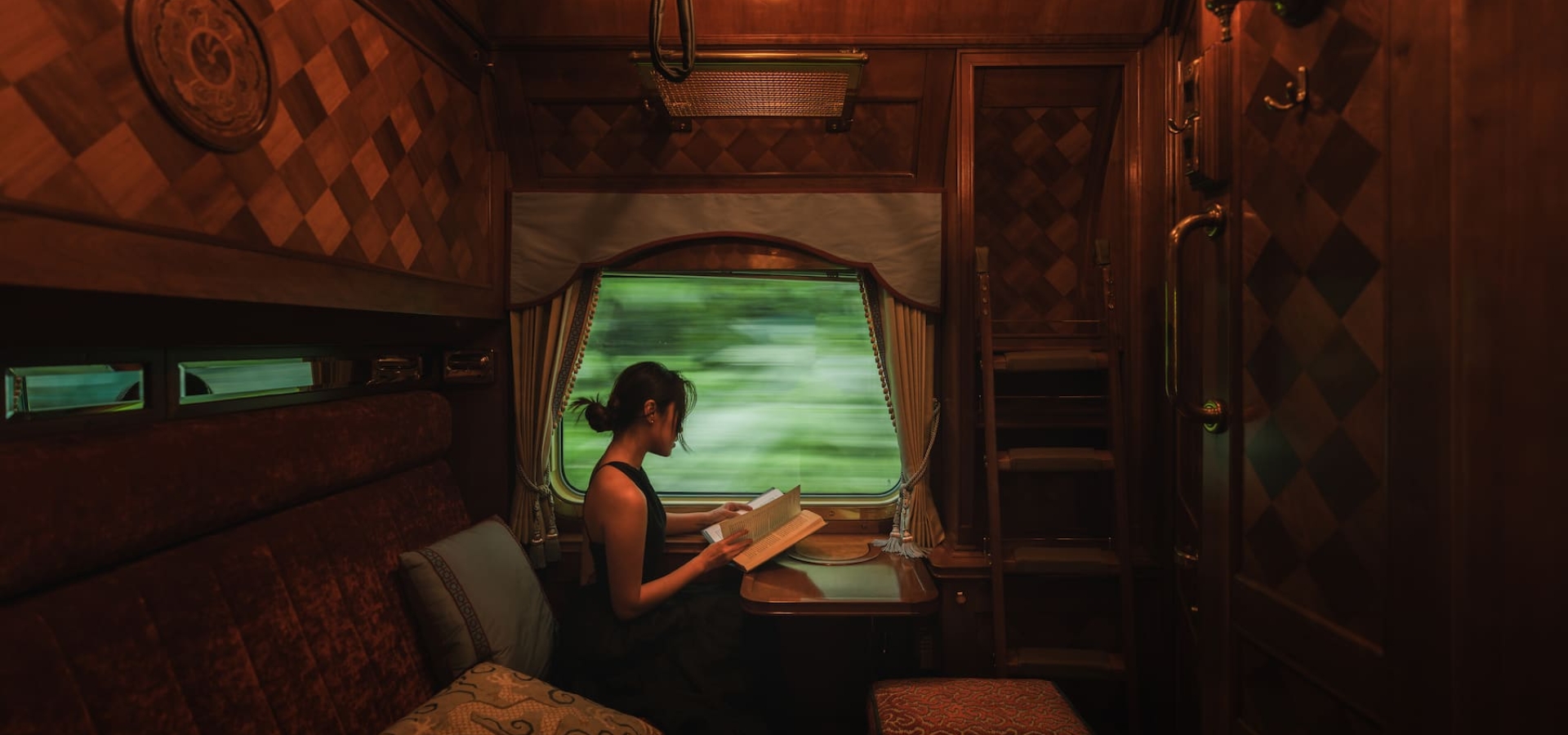 Eastern & Oriental Express | Railbookers®