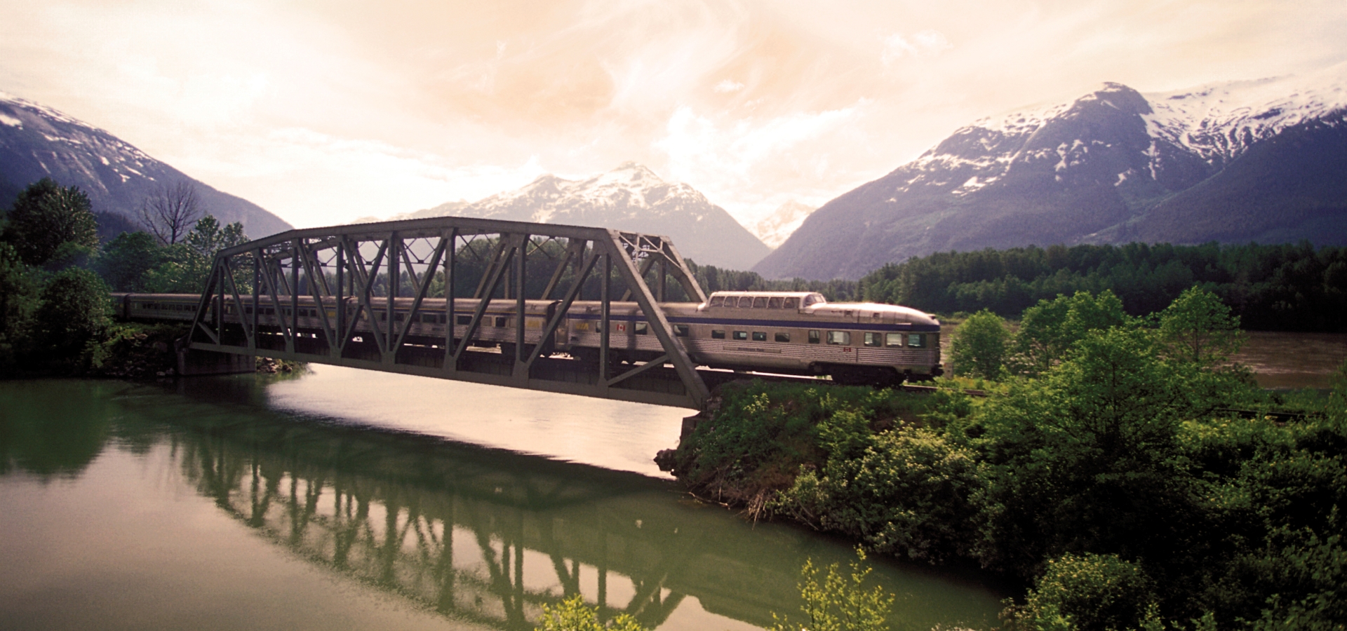rs361_via_train_rs1113_to_van_west4276_canadian_srgb