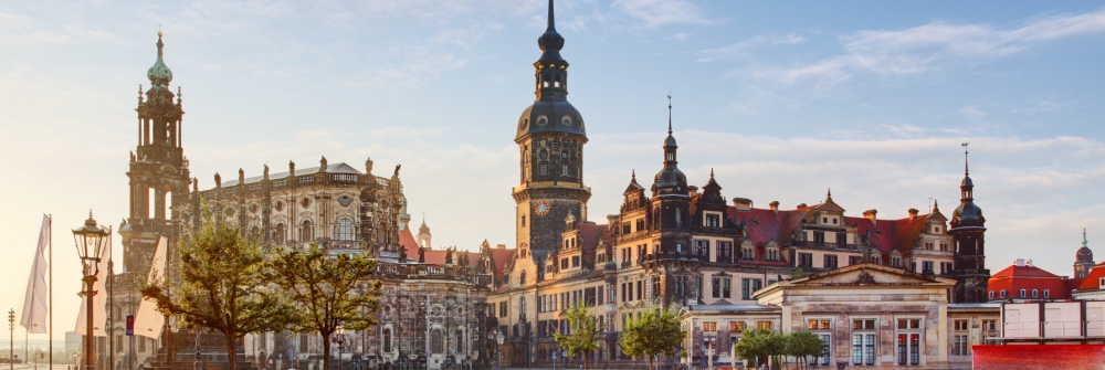 AUSTRALIA-Dresden-Square-1800x600