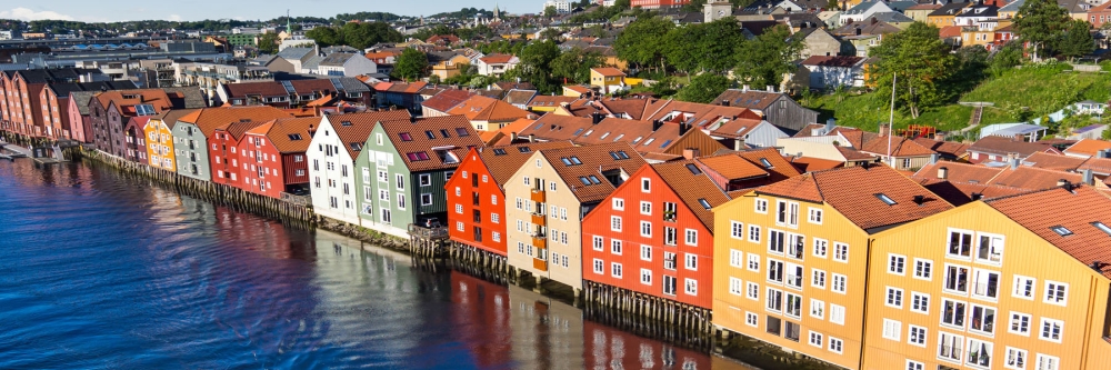 Trondheim-Waterfront-Houses-1800x600