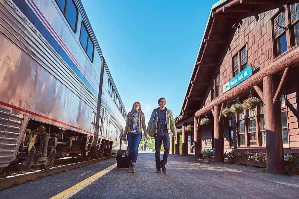 Glacier Park Lodge, Montana, Train Glacier Park Lodge, Montana, Train