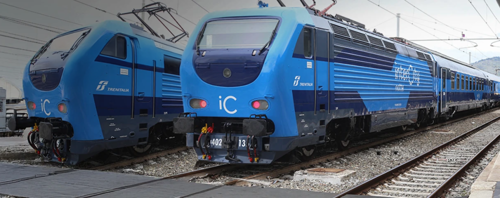 trenitalia intercity notte trains at the station