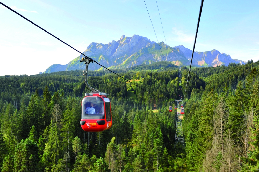 mount-pilatus-panoramic-gondola-gondelbahn_1